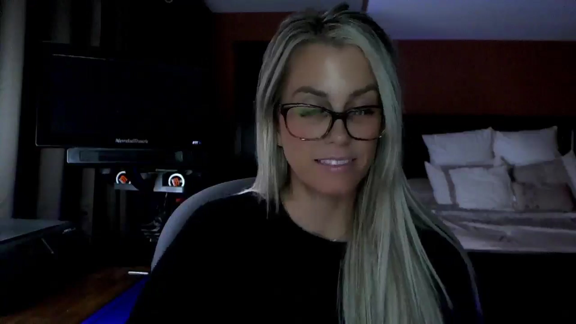 Gallery image thumbnail from Cora9's myfreecams stream on, 03/18/2026, 05:05 image 20 of 20