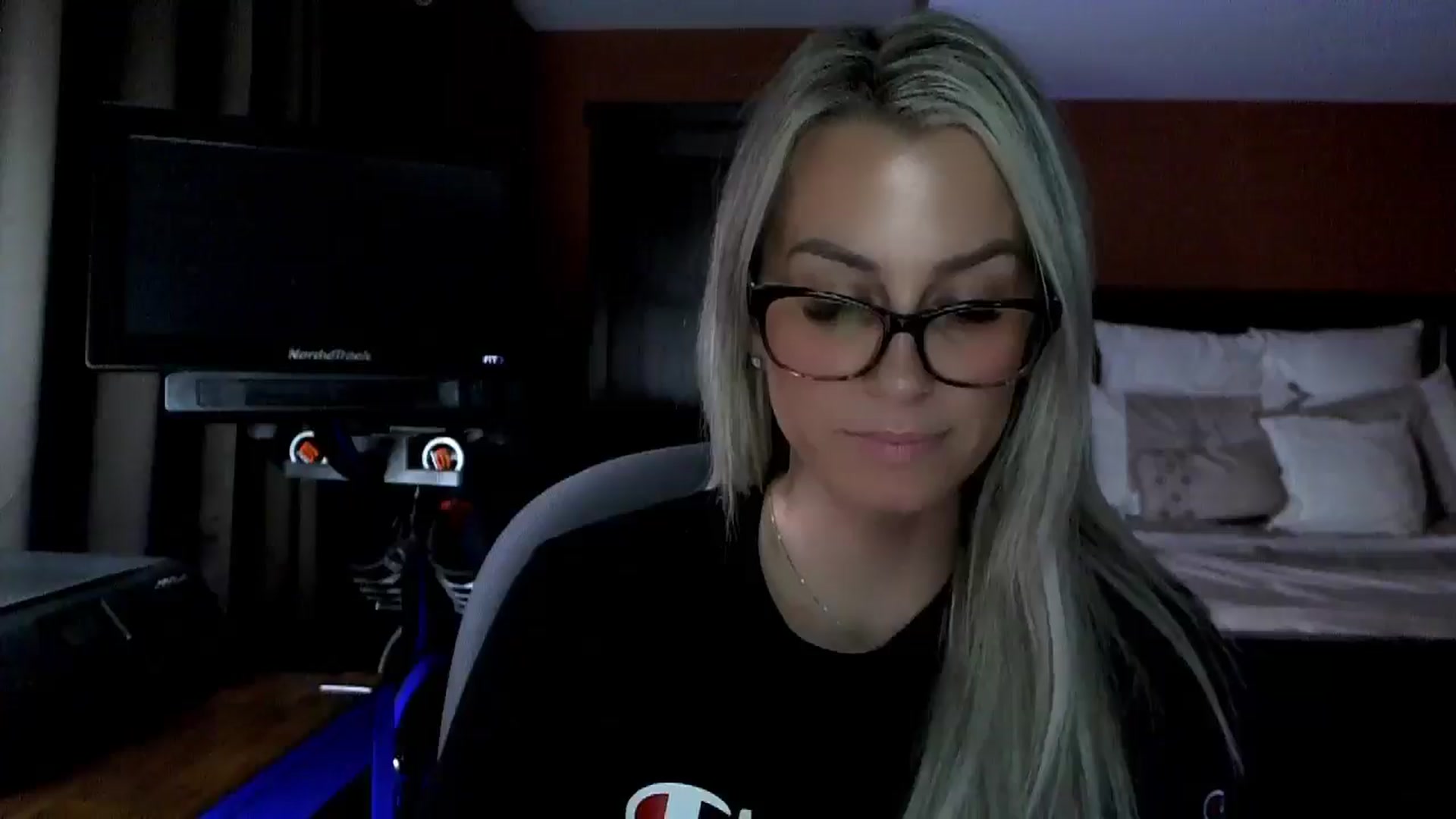 Gallery image thumbnail from Cora9's myfreecams stream on, 03/24/2026, 04:54 image 19 of 20