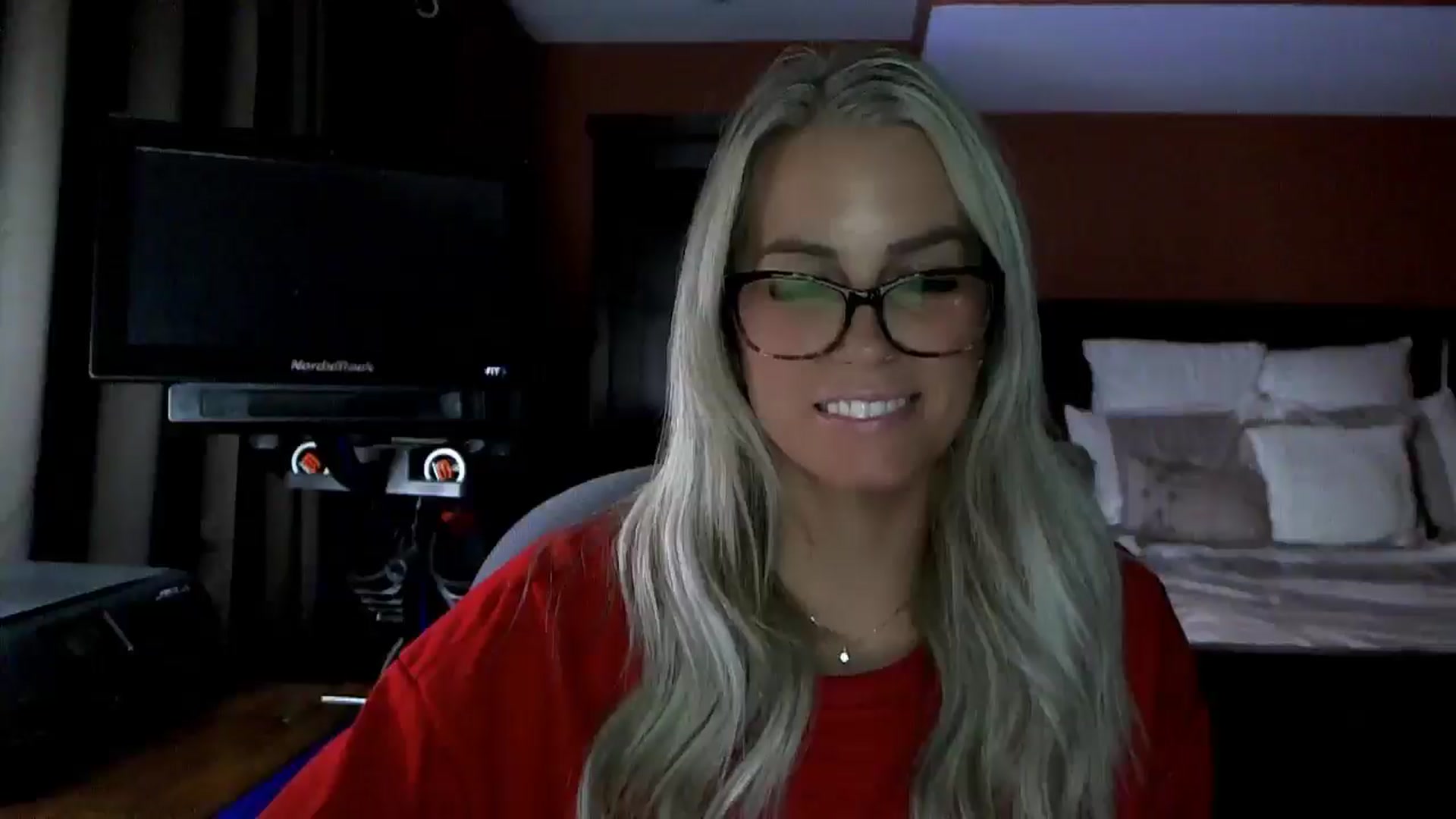 Gallery image thumbnail from Cora9's myfreecams stream on, 04/28/2026, 05:35 image 10 of 20