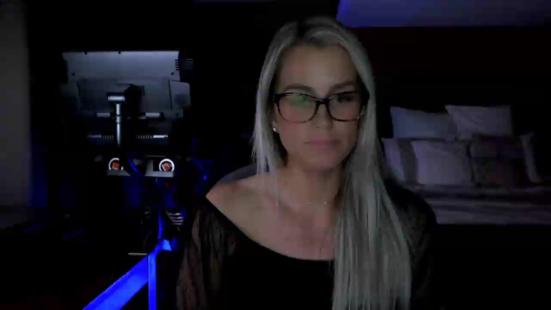 Gallery image thumbnail from Cora9's myfreecams stream on, 06/03/2026, 05:11 image 11 of 20