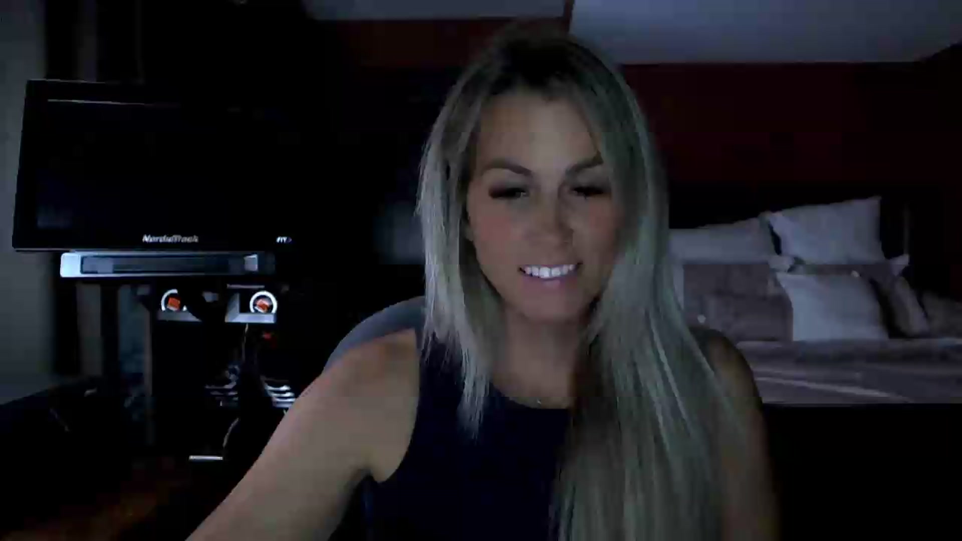 Gallery image thumbnail from Cora9's myfreecams stream on, 09/03/2026, 05:07 image 15 of 20