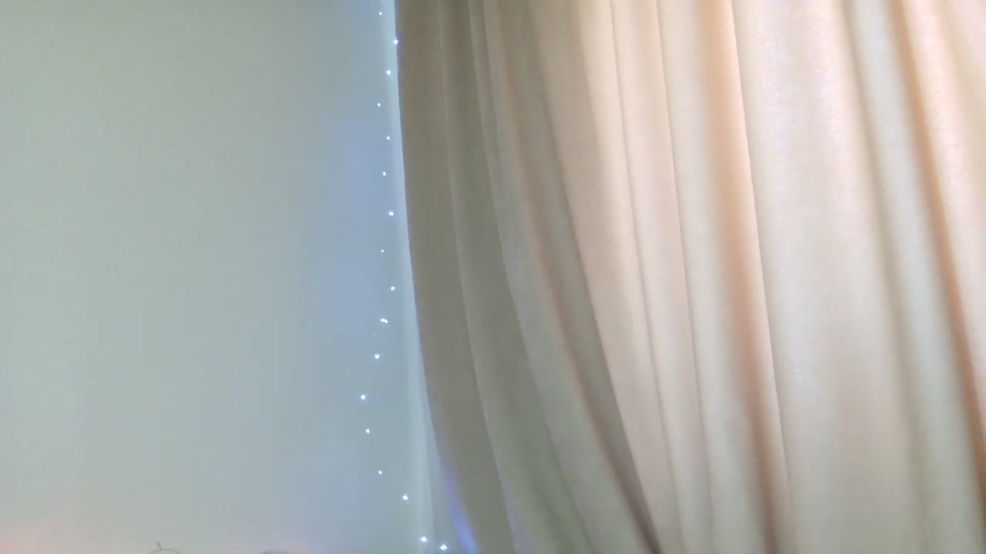 Gallery image thumbnail from CoraHaze's myfreecams stream on, 08/14/2026, 10:17 image 19 of 20