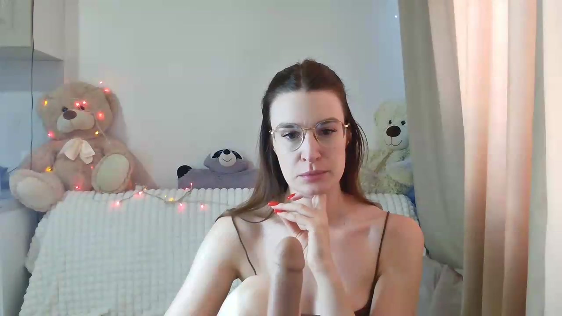 Gallery image thumbnail from CoraHaze's myfreecams stream on, 08/16/2026, 14:04 image 2 of 20