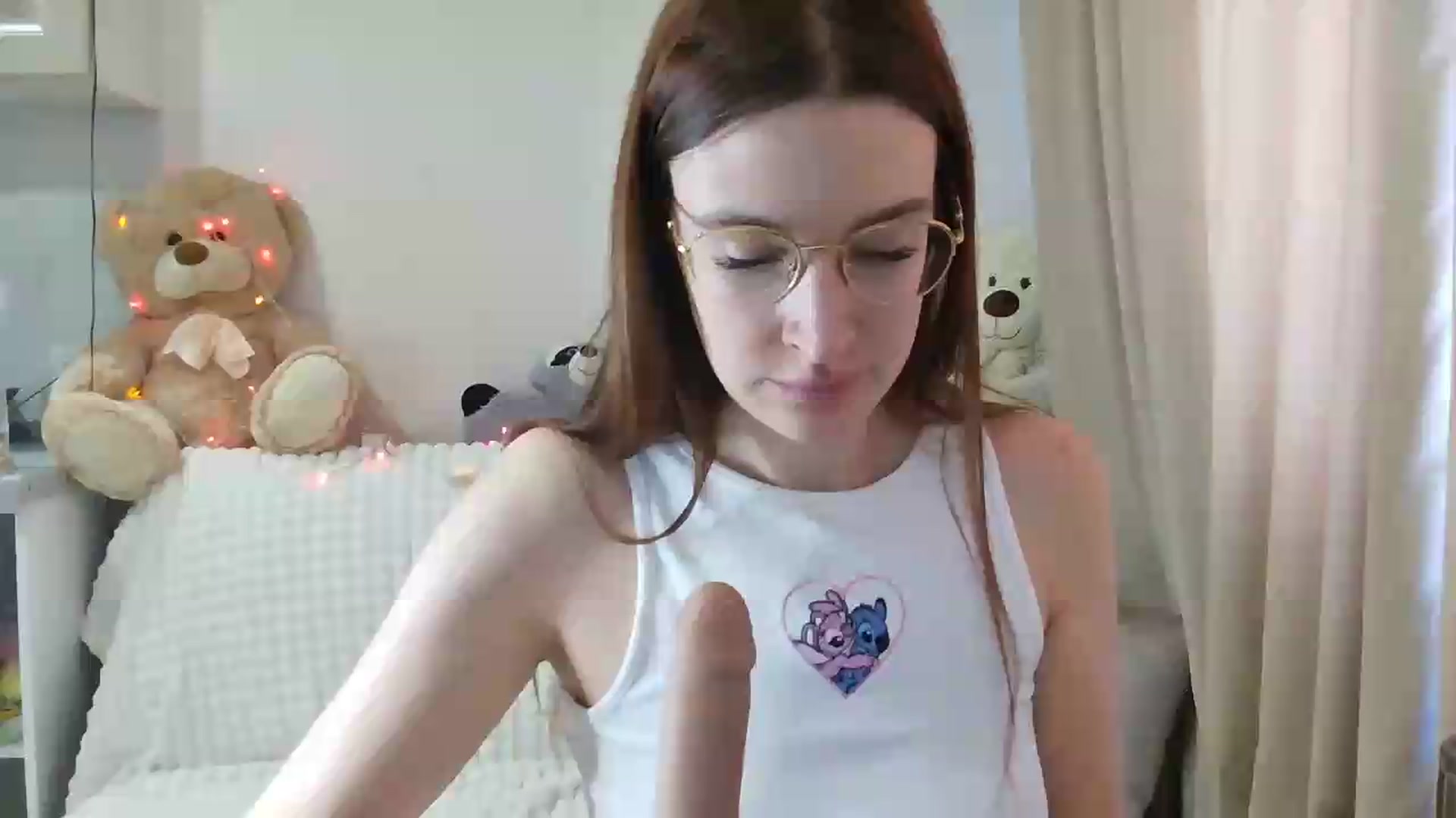 Gallery image thumbnail from CoraHaze's myfreecams stream on, 08/17/2026, 10:48 image 11 of 20