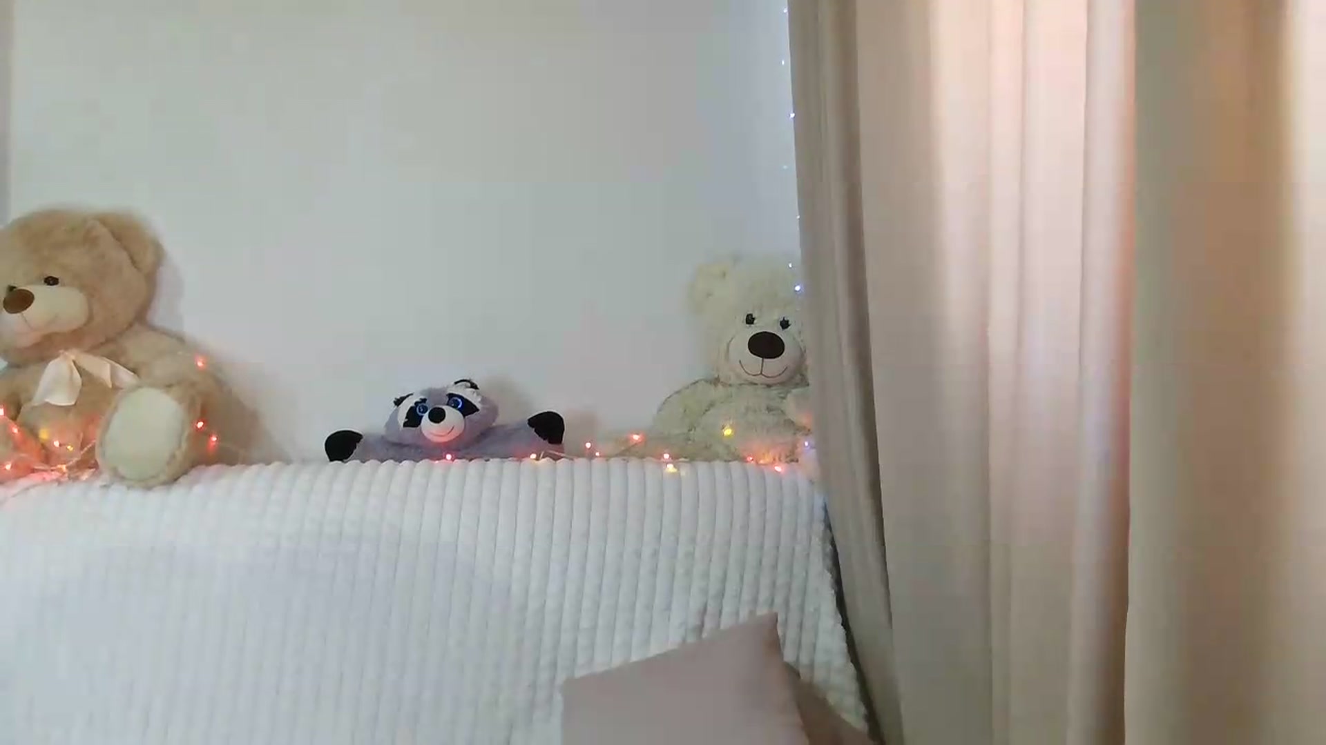 Gallery image thumbnail from CoraHaze's myfreecams stream on, 08/22/2026, 09:58 image 20 of 20