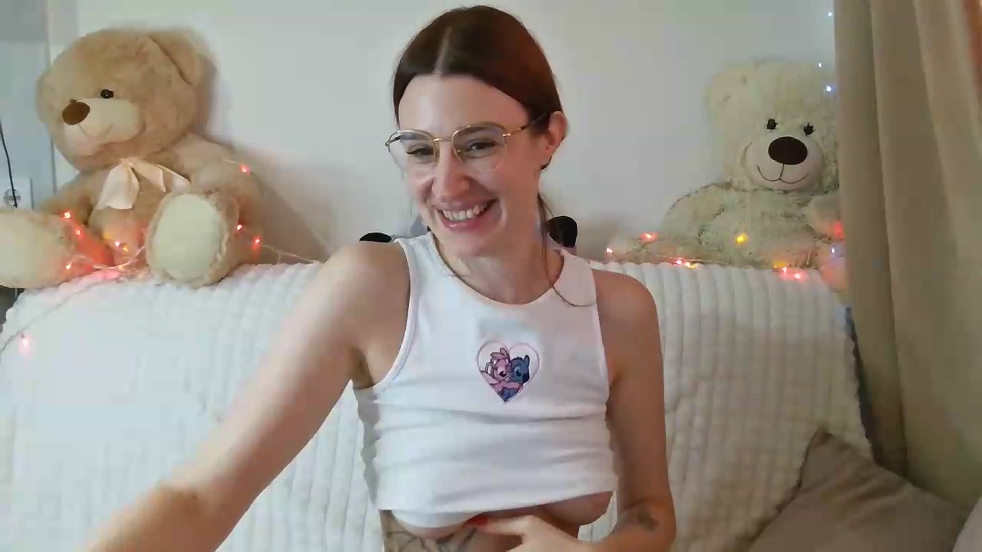 Gallery image thumbnail from CoraHaze's myfreecams stream on, 08/22/2026, 14:06 image 20 of 20