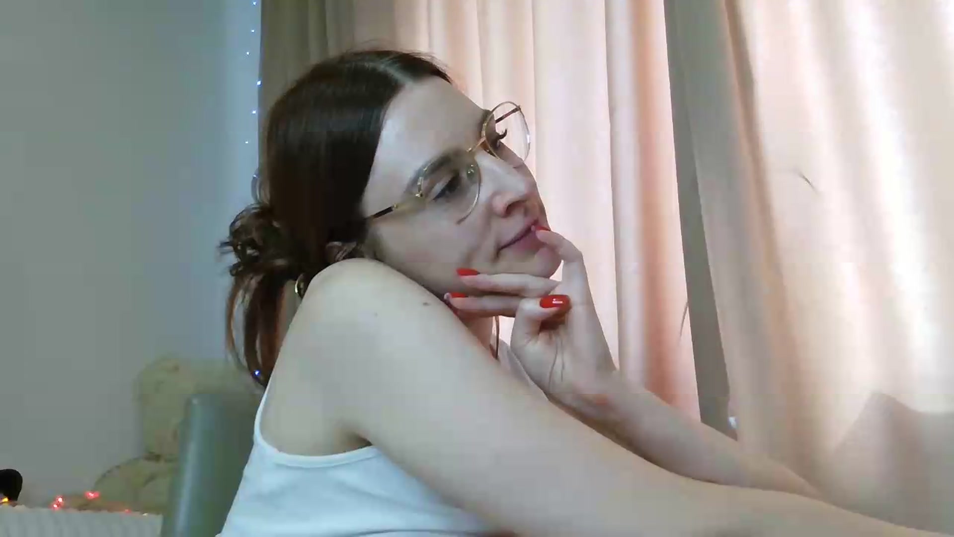 Gallery image thumbnail from CoraHaze's myfreecams stream on, 08/22/2026, 14:06 image 16 of 20