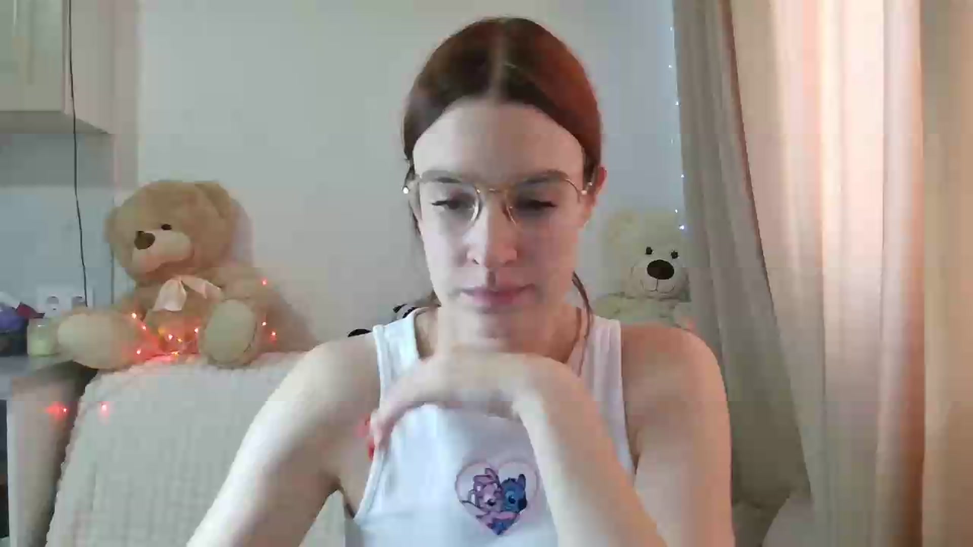 Gallery image thumbnail from CoraHaze's myfreecams stream on, 08/22/2026, 14:06 image 1 of 20