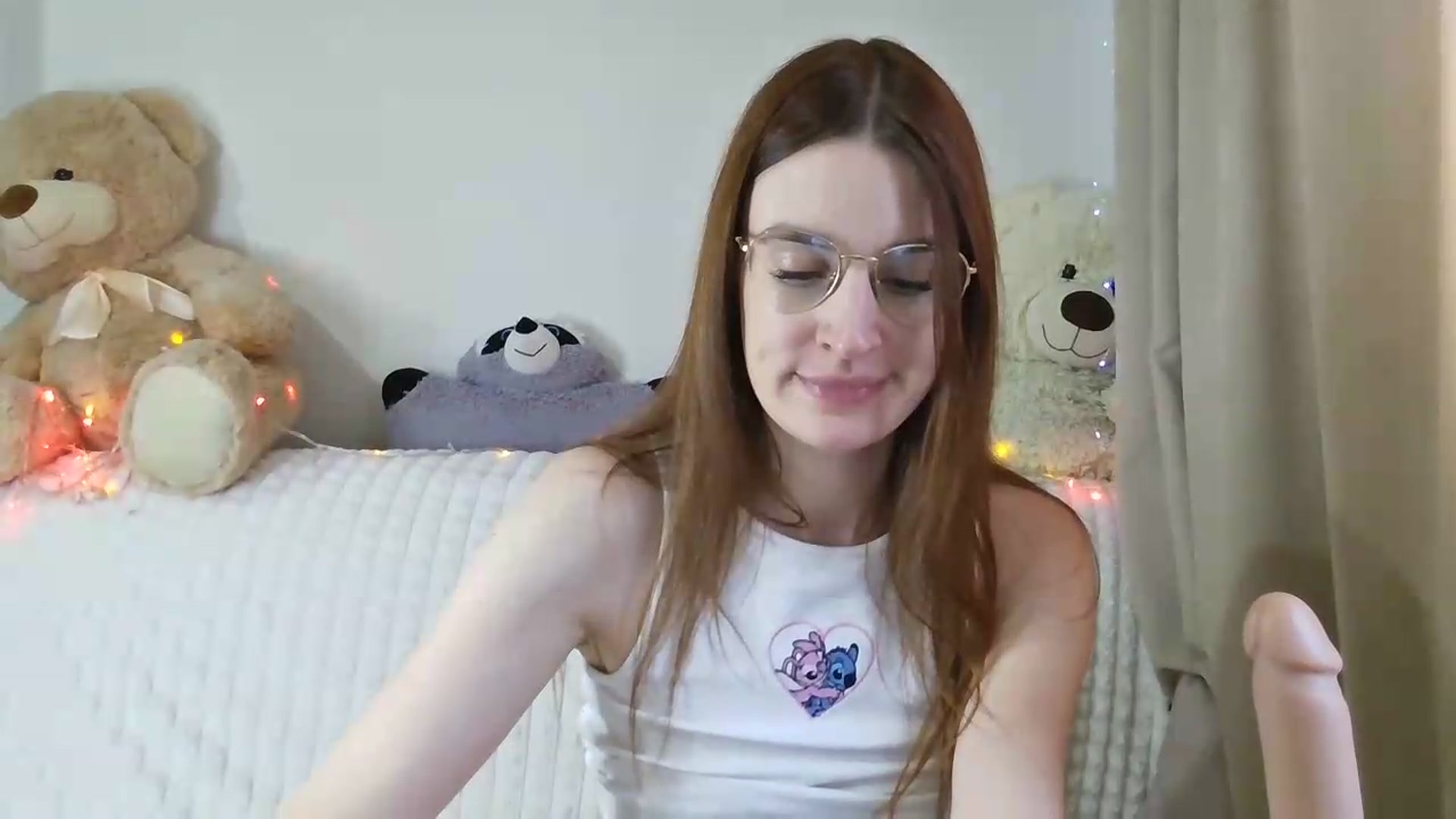 Gallery image thumbnail from CoraHaze's myfreecams stream on, 08/26/2026, 17:59 image 14 of 20
