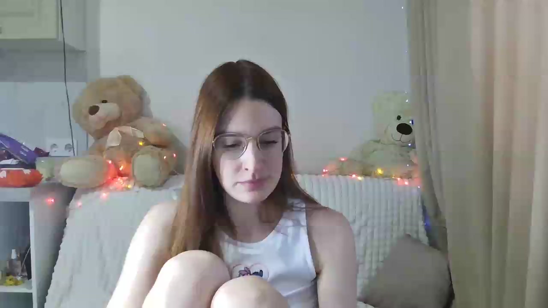 Gallery image thumbnail from CoraHaze's myfreecams stream on, 08/26/2026, 17:58 image 13 of 20