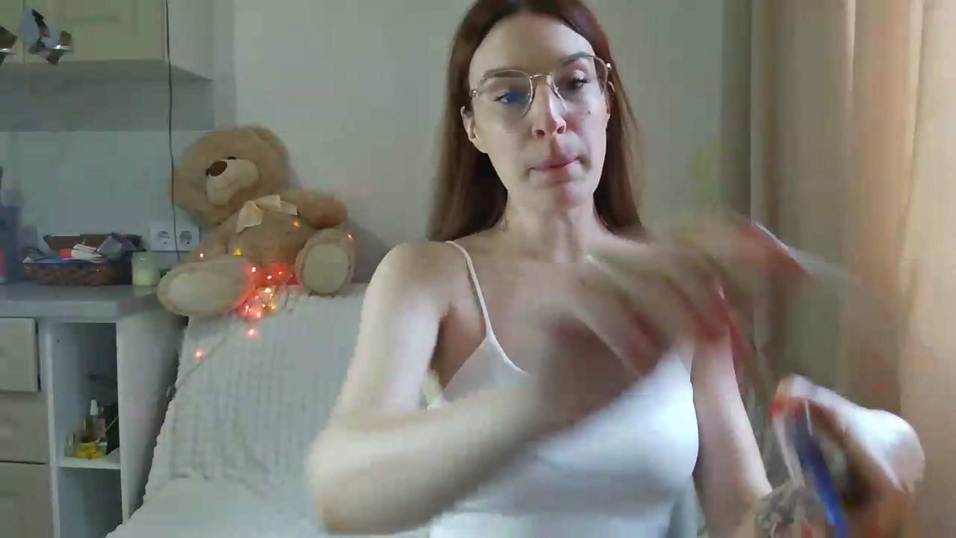 Gallery image thumbnail from CoraHaze's myfreecams stream on, 08/27/2026, 10:49 image 6 of 20