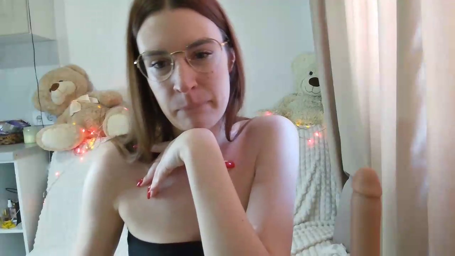 Gallery image thumbnail from CoraHaze's myfreecams stream on, 08/28/2026, 11:21 image 8 of 20