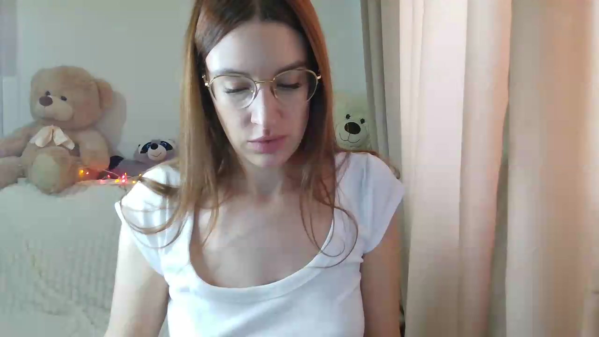 Gallery image thumbnail from CoraHaze's myfreecams stream on, 08/30/2026, 09:24 image 13 of 20