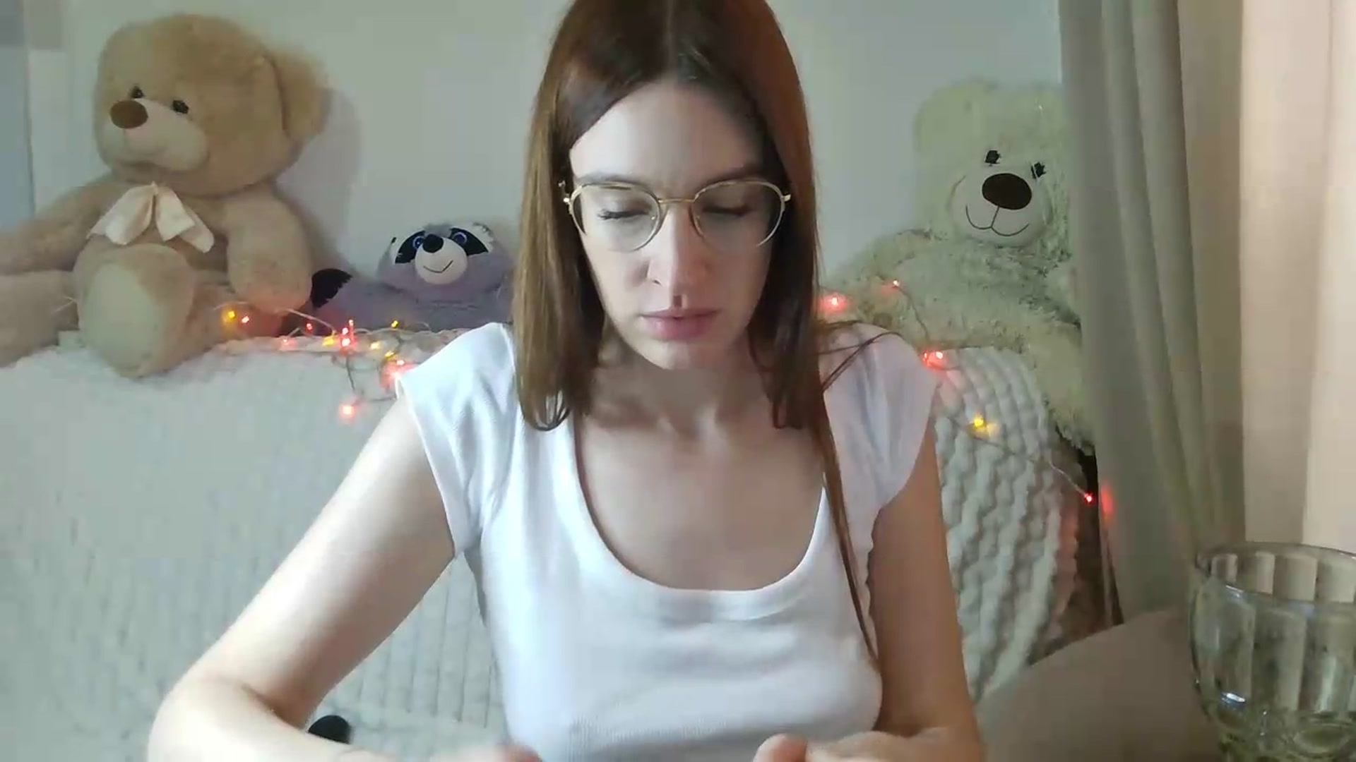 Gallery image thumbnail from CoraHaze's myfreecams stream on, 08/30/2026, 10:52 image 9 of 20