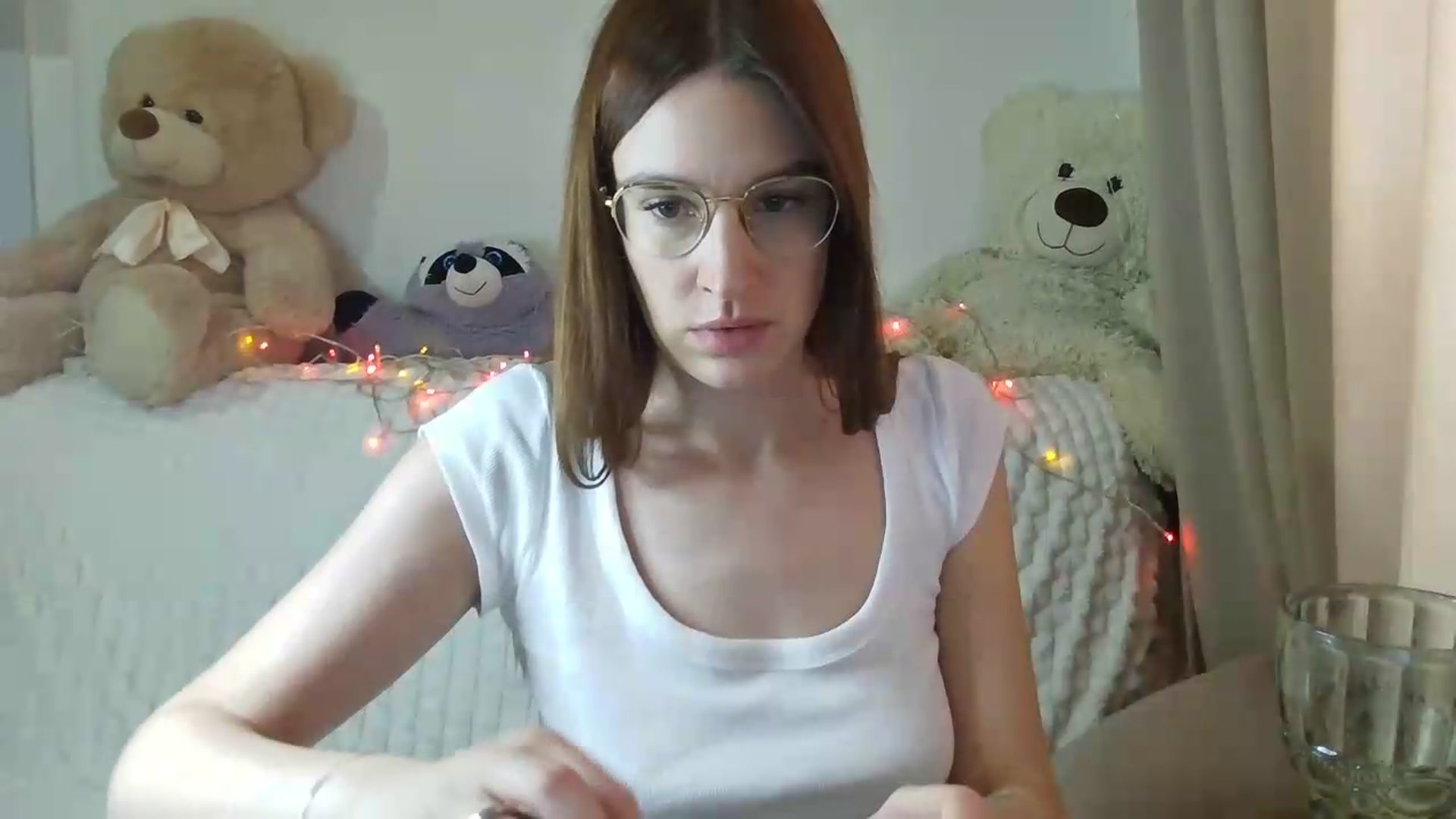 Gallery image thumbnail from CoraHaze's myfreecams stream on, 08/30/2026, 10:52 image 16 of 20