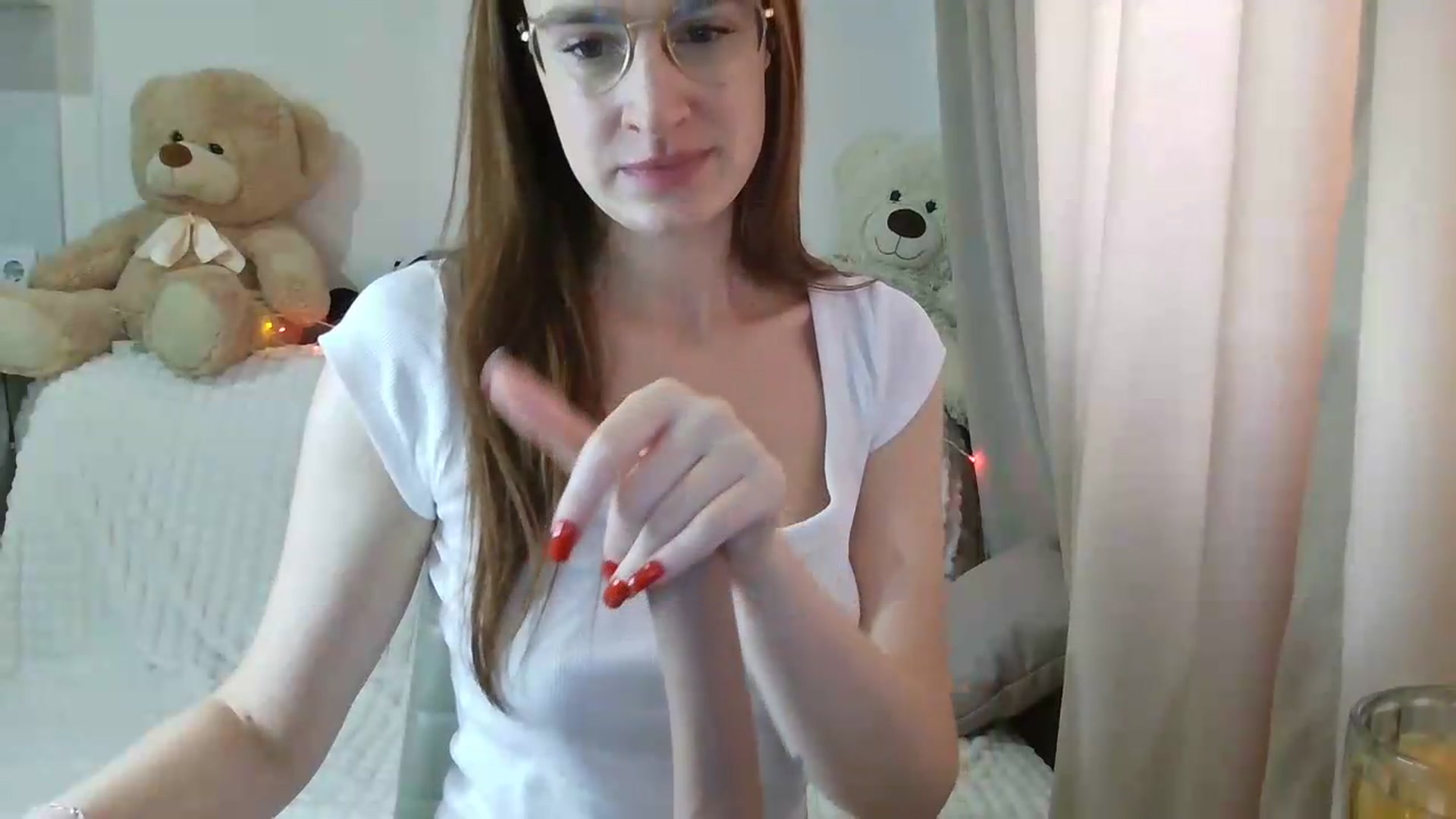 Gallery image thumbnail from CoraHaze's myfreecams stream on, 08/30/2026, 11:18 image 3 of 20