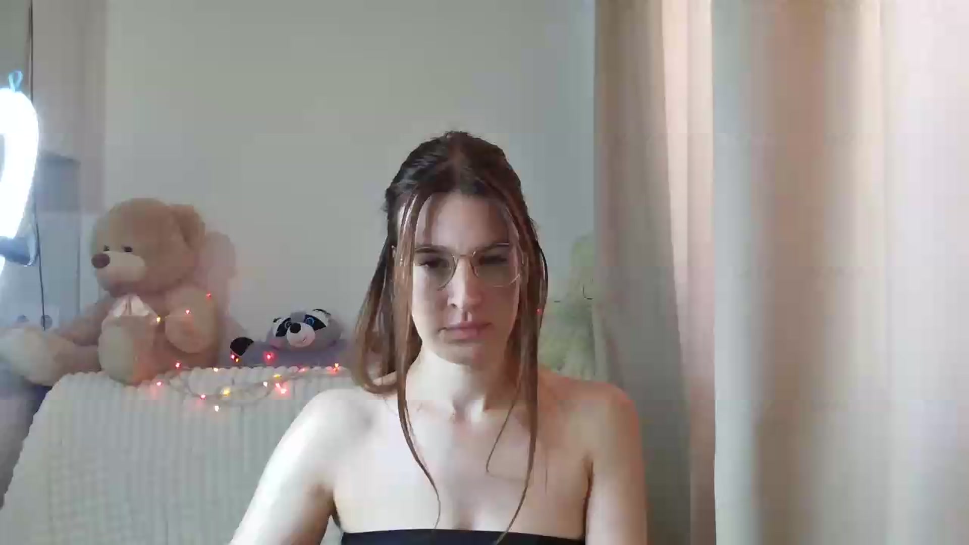 Gallery image thumbnail from CoraHaze's myfreecams stream on, 08/31/2026, 09:35 image 18 of 20