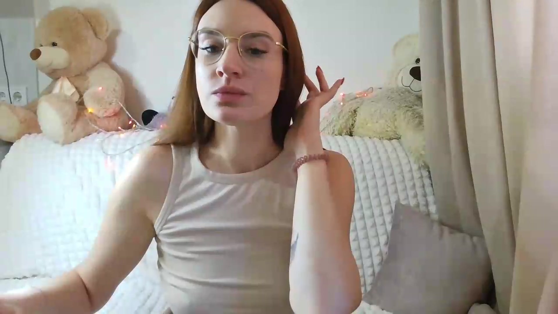 Gallery image thumbnail from CoraHaze's myfreecams stream on, 09/04/2026, 10:57 image 11 of 20