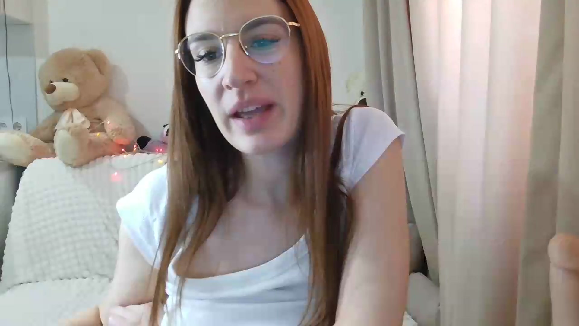 Gallery image thumbnail from CoraHaze's myfreecams stream on, 09/05/2026, 09:54 image 14 of 20
