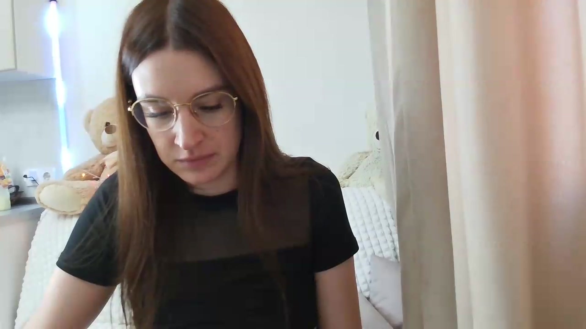 Gallery image thumbnail from CoraHaze's myfreecams stream on, 09/12/2026, 10:44 image 17 of 20