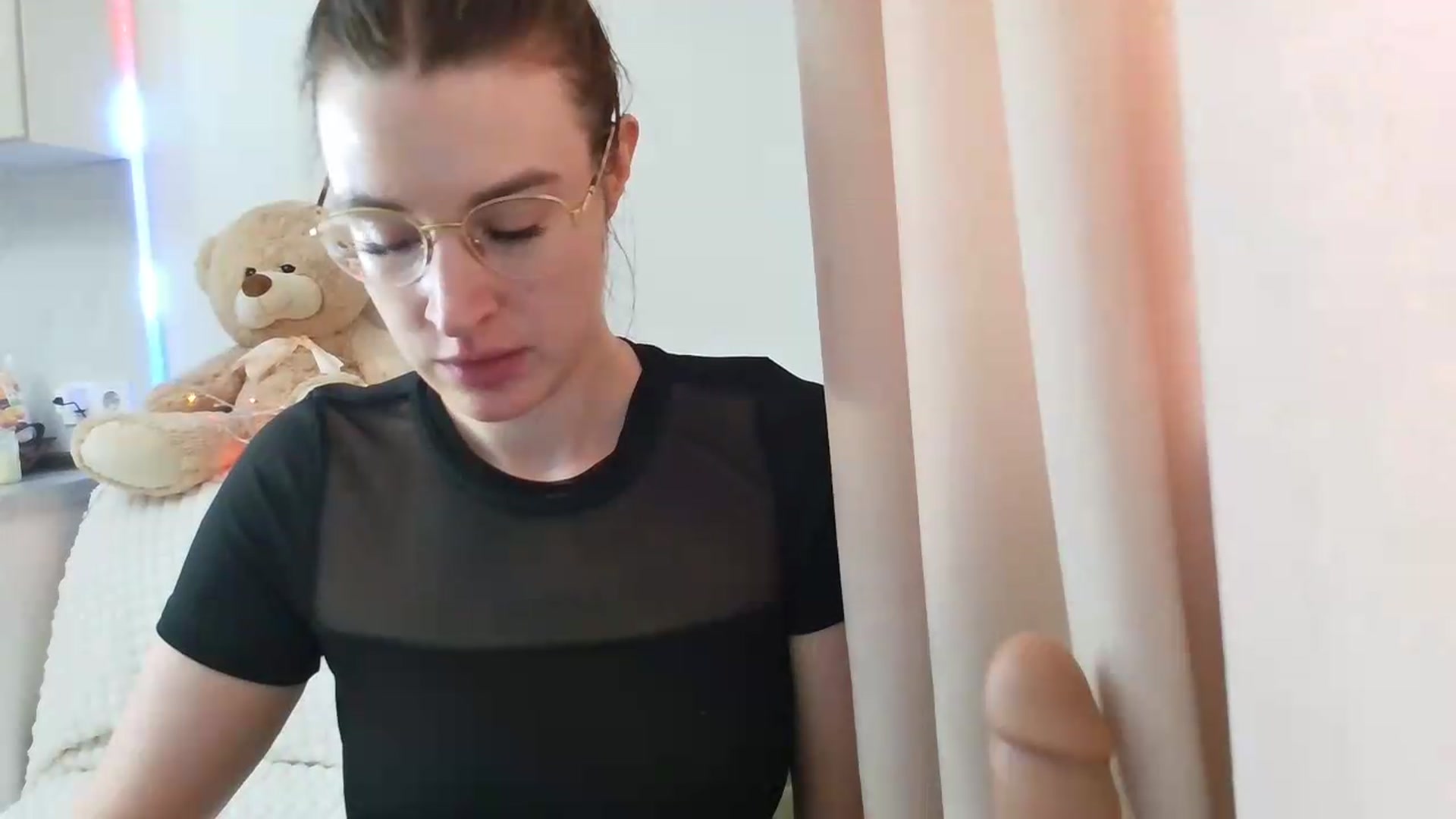 Gallery image thumbnail from CoraHaze's myfreecams stream on, 09/12/2026, 13:36 image 13 of 20