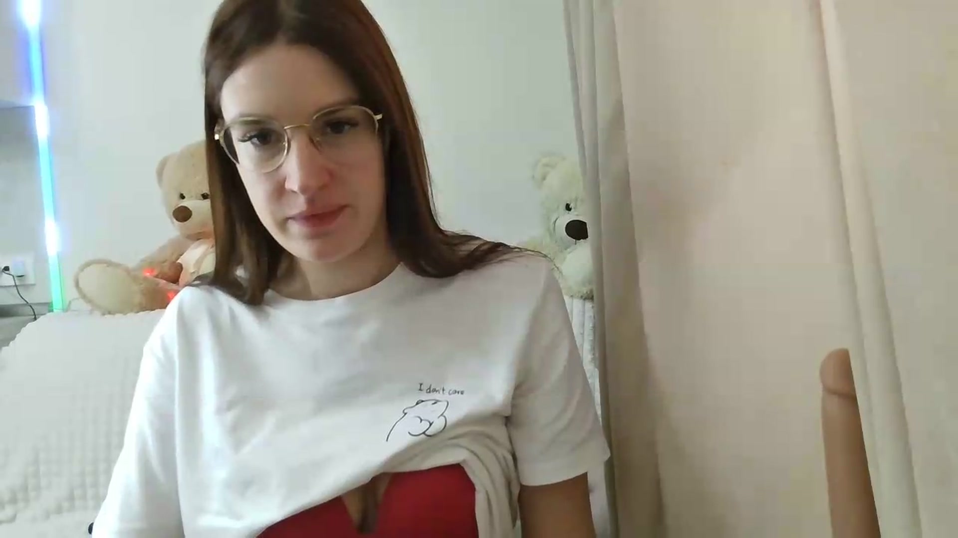 Gallery image thumbnail from CoraHaze's myfreecams stream on, 09/13/2026, 11:32 image 18 of 20