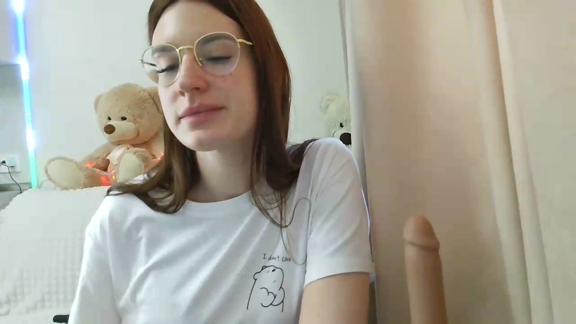 Gallery image thumbnail from CoraHaze's myfreecams stream on, 09/13/2026, 11:58 image 12 of 20