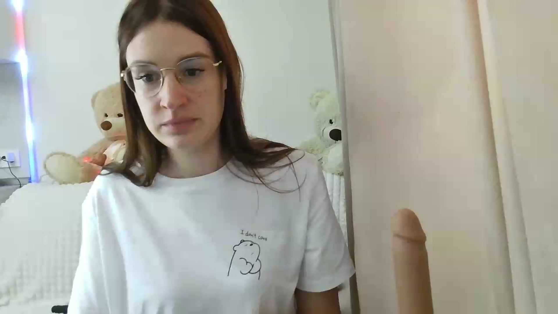 Gallery image thumbnail from CoraHaze's myfreecams stream on, 09/13/2026, 11:58 image 9 of 20