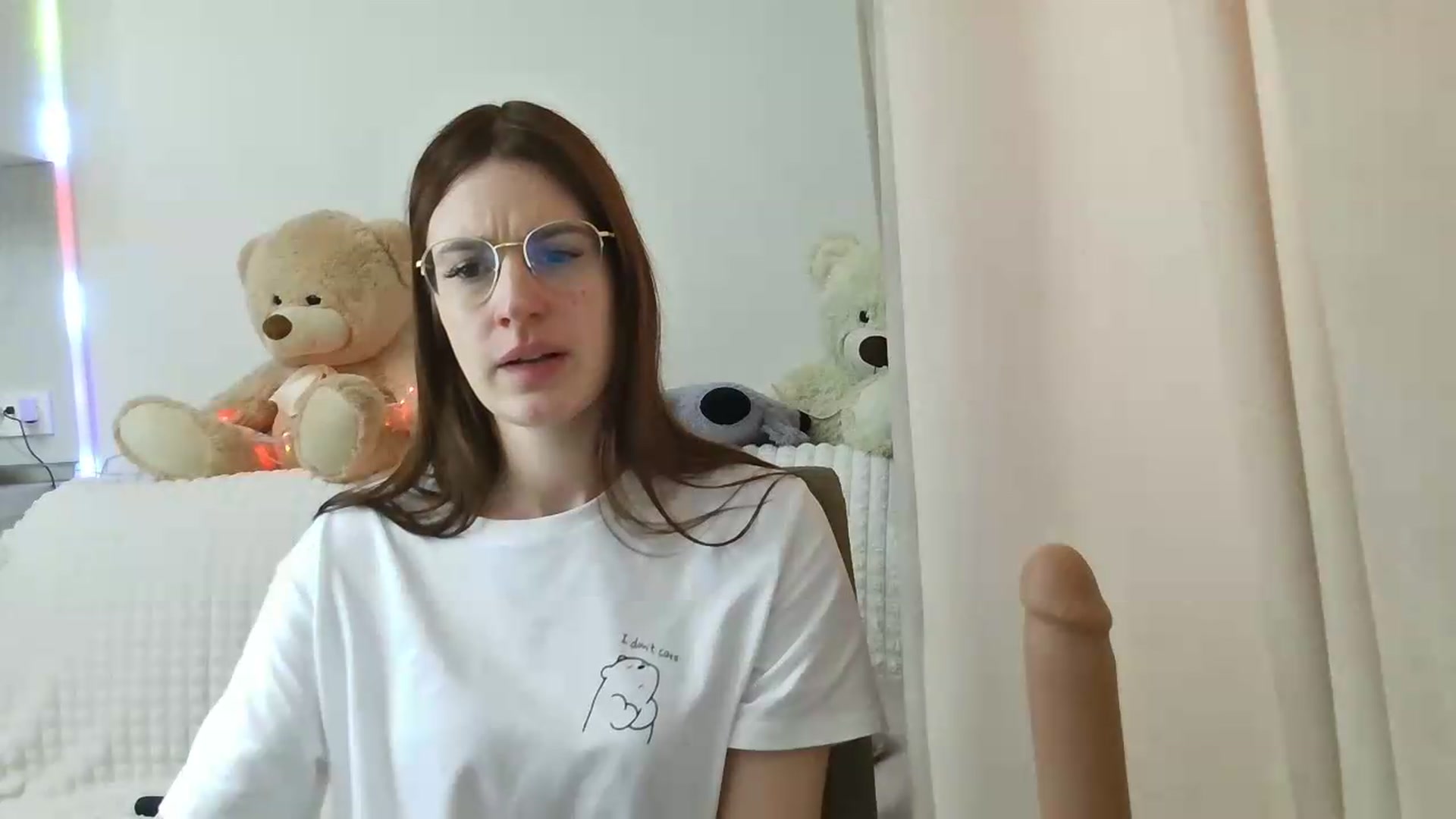 Gallery image thumbnail from CoraHaze's myfreecams stream on, 09/13/2026, 11:58 image 17 of 20