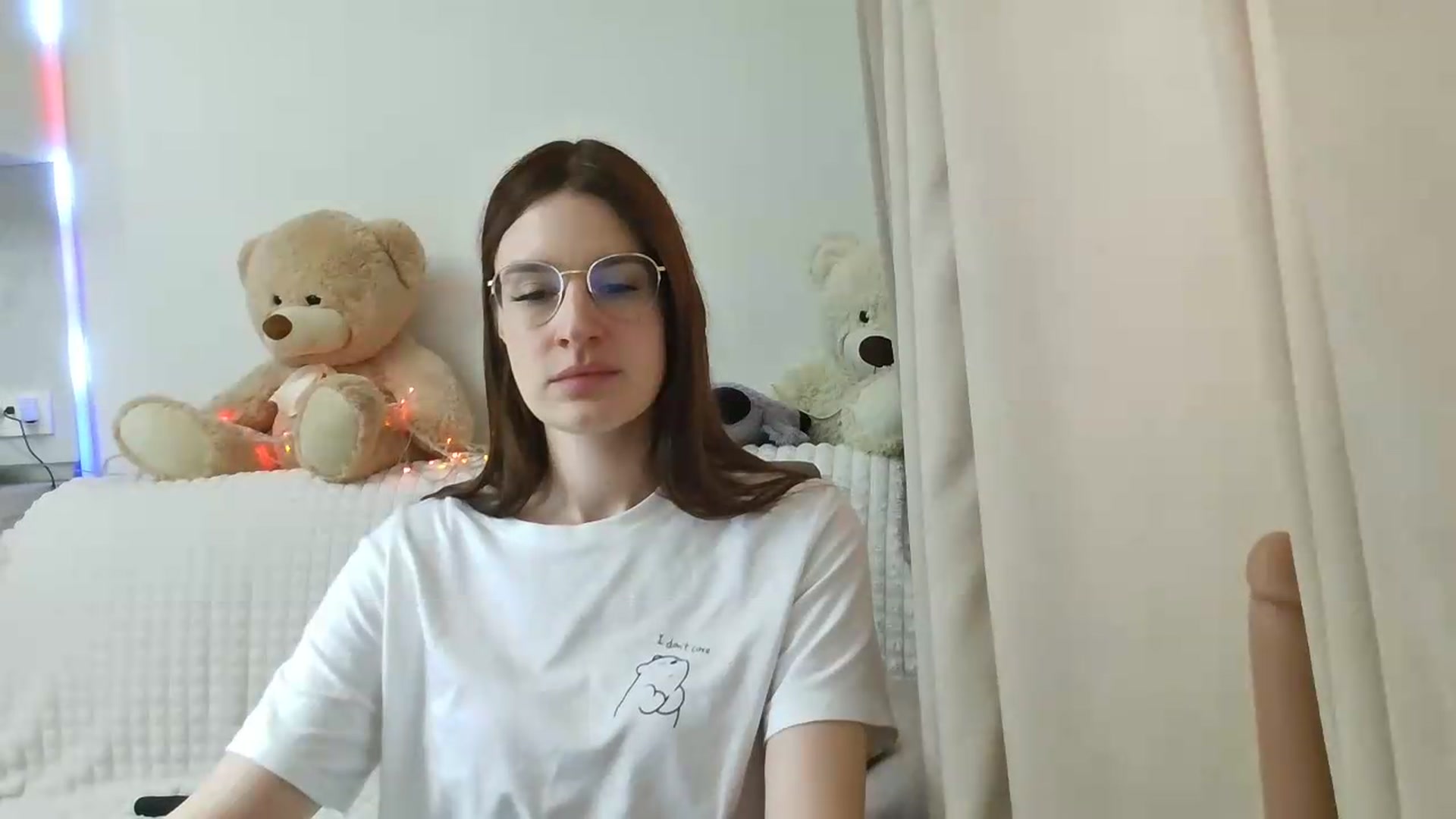 Gallery image thumbnail from CoraHaze's myfreecams stream on, 09/13/2026, 11:58 image 2 of 20