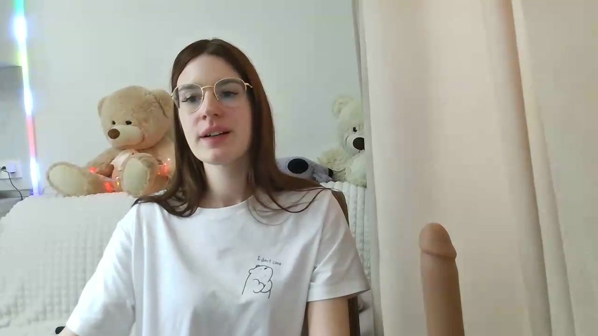 Gallery image thumbnail from CoraHaze's myfreecams stream on, 09/13/2026, 11:58 image 16 of 20