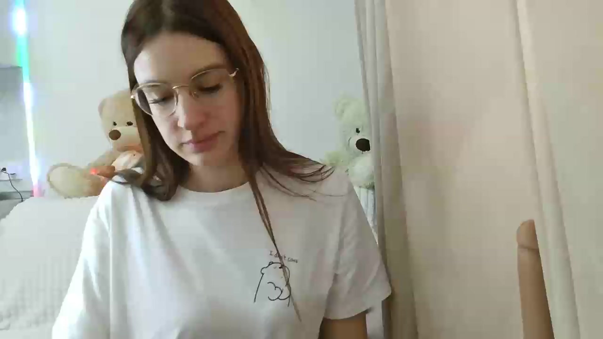 Gallery image thumbnail from CoraHaze's myfreecams stream on, 09/13/2026, 11:58 image 6 of 20