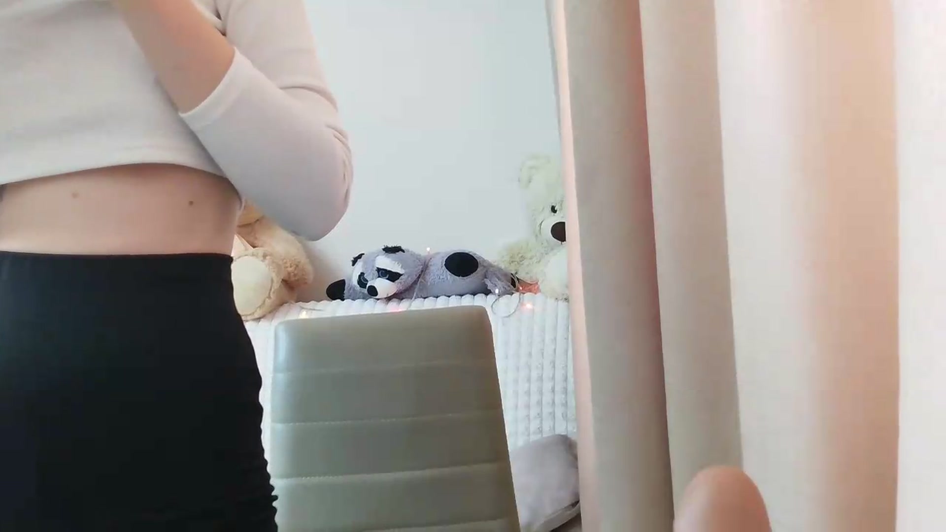 Gallery image thumbnail from CoraHaze's myfreecams stream on, 09/15/2026, 10:06 image 8 of 20