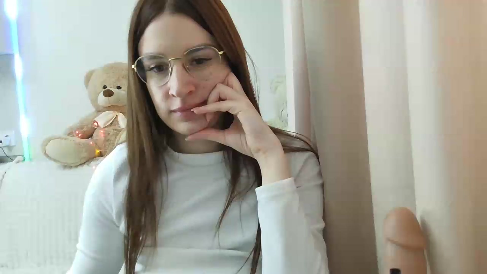Gallery image thumbnail from CoraHaze's myfreecams stream on, 09/15/2026, 10:47 image 13 of 20
