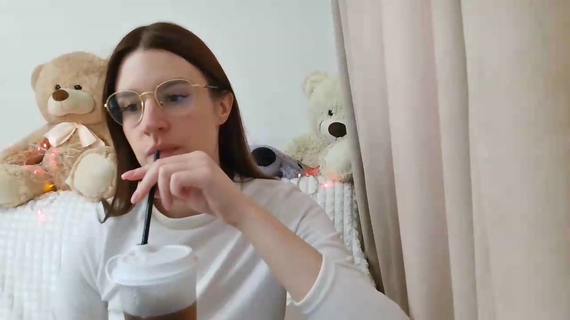 Gallery image thumbnail from CoraHaze's myfreecams stream on, 09/15/2026, 12:53 image 9 of 20