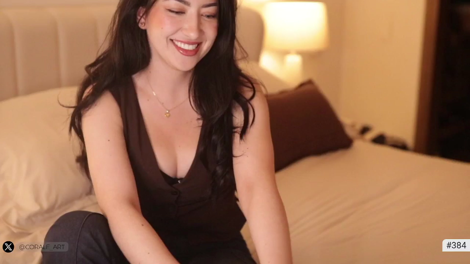 Gallery image thumbnail from Corale's myfreecams stream on, 04/15/2025, 04:02 image 17 of 20