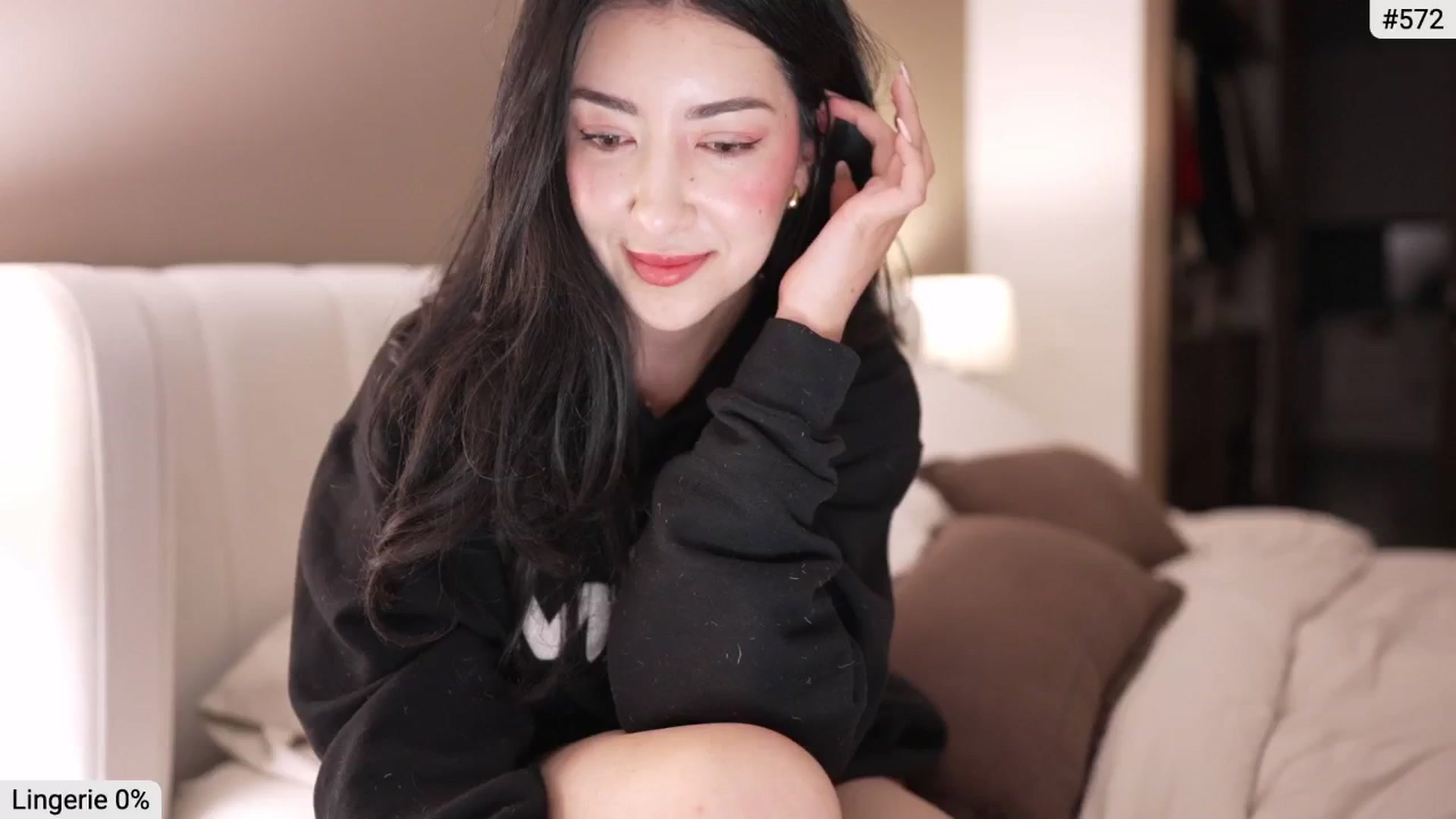 Gallery image thumbnail from Corale's myfreecams stream on, 08/02/2025, 05:16 image 12 of 20