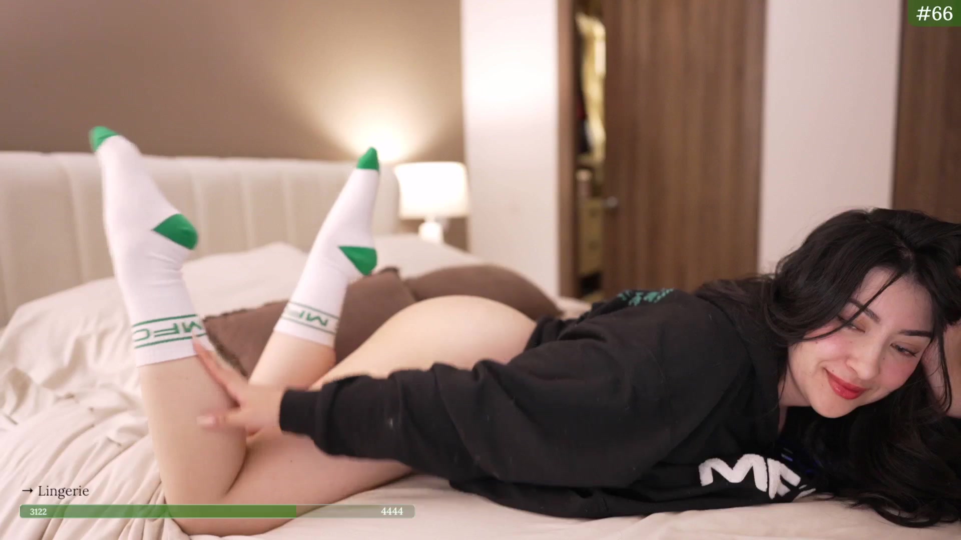 Gallery image thumbnail from Corale's myfreecams stream on, 08/12/2025, 05:21 image 14 of 20