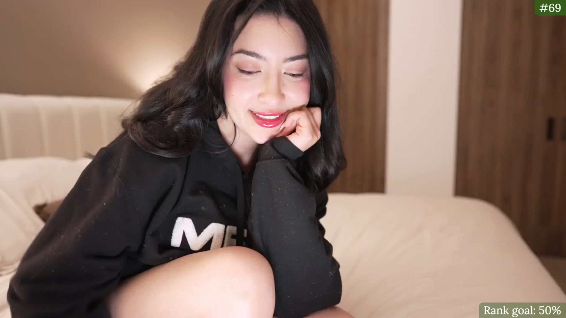 Gallery image thumbnail from Corale's myfreecams stream on, 08/25/2025, 06:26 image 15 of 20