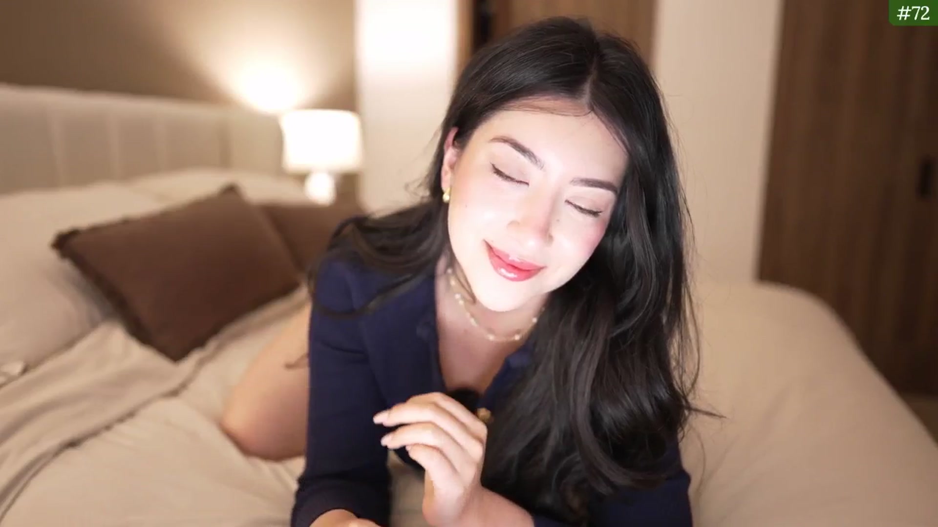 Gallery image thumbnail from Corale's myfreecams stream on, 08/27/2025, 03:34 image 14 of 20