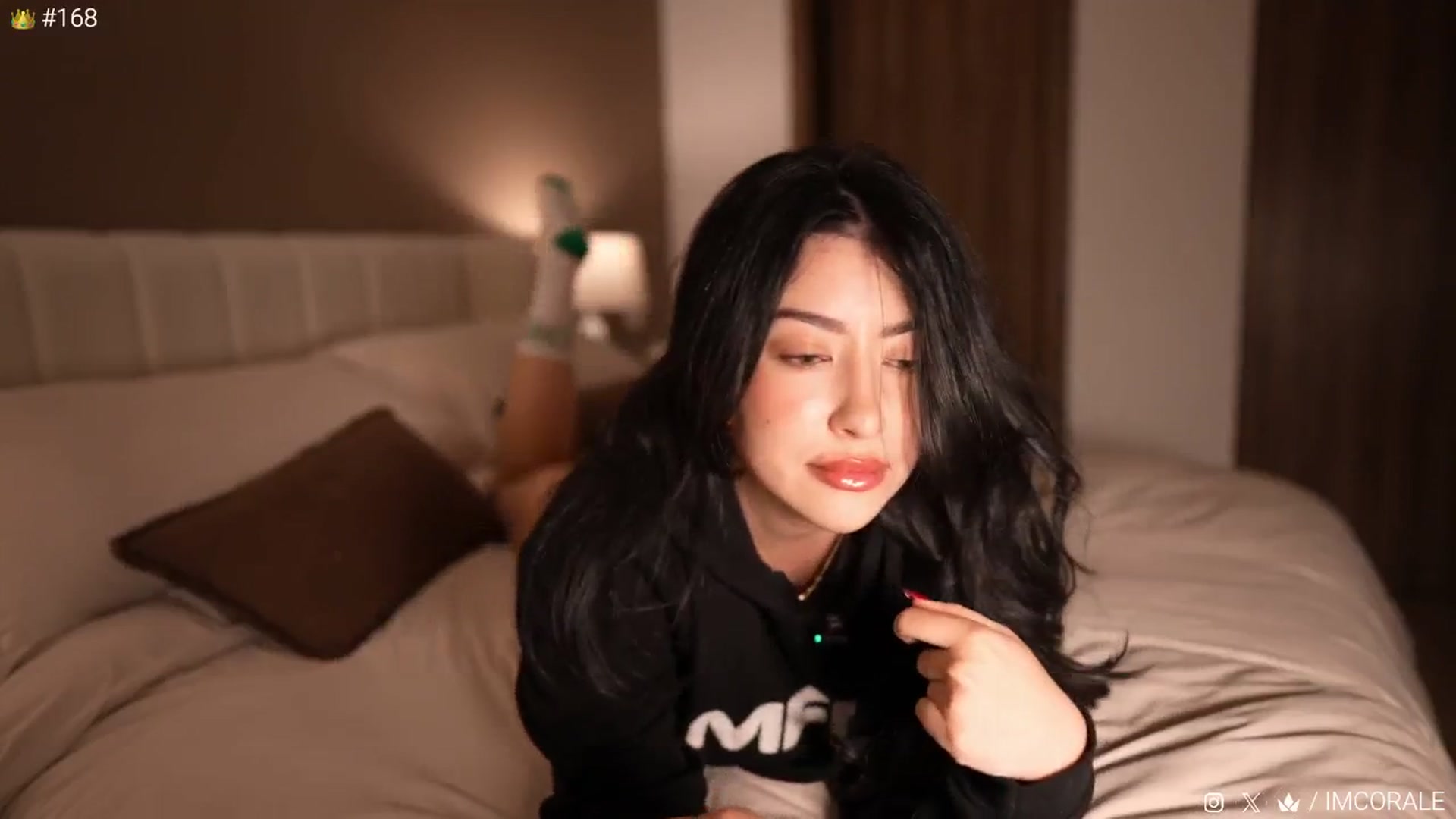 Gallery image thumbnail from Corale's myfreecams stream on, 12/09/2025, 03:58 image 13 of 20