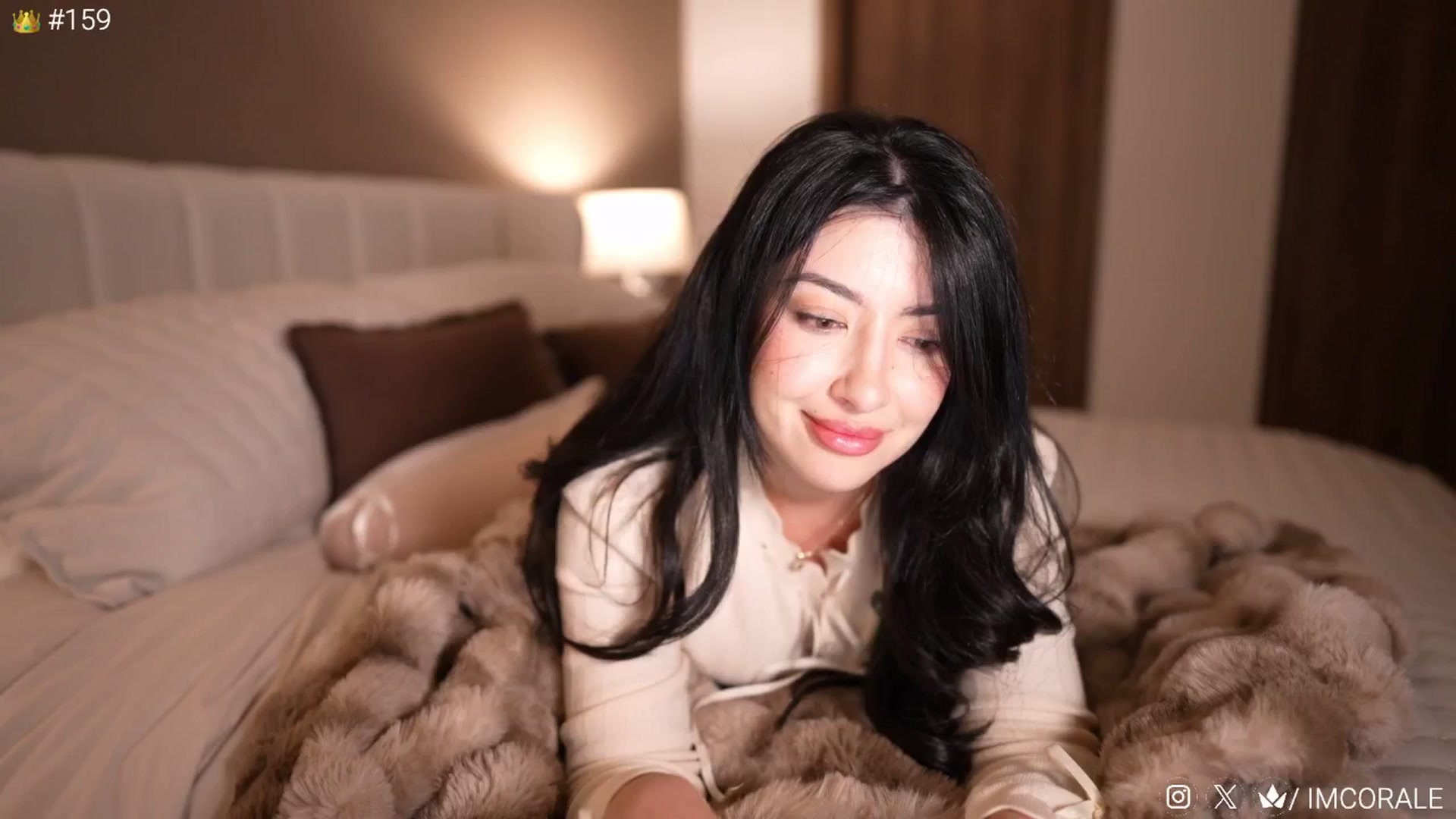 Gallery image thumbnail from Corale's myfreecams stream on, 12/21/2025, 07:06 image 8 of 20