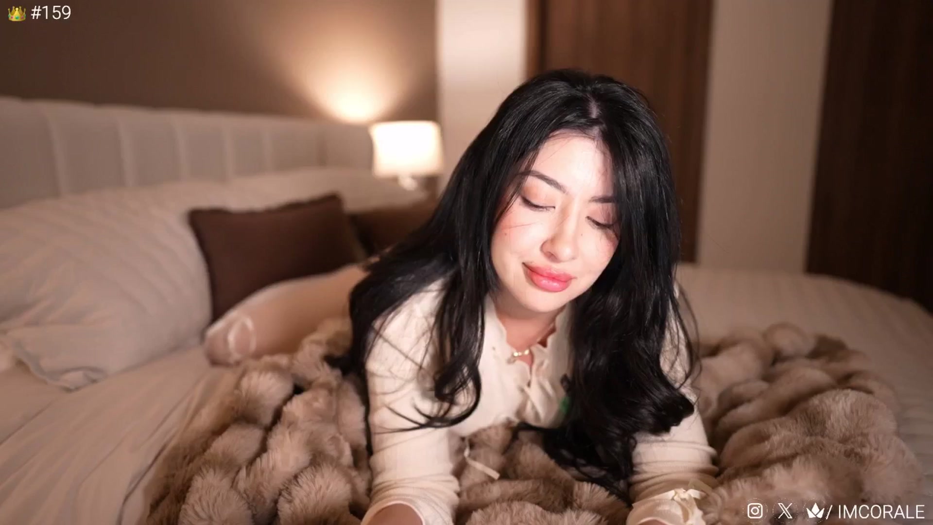 Gallery image thumbnail from Corale's myfreecams stream on, 12/21/2025, 07:06 image 9 of 20