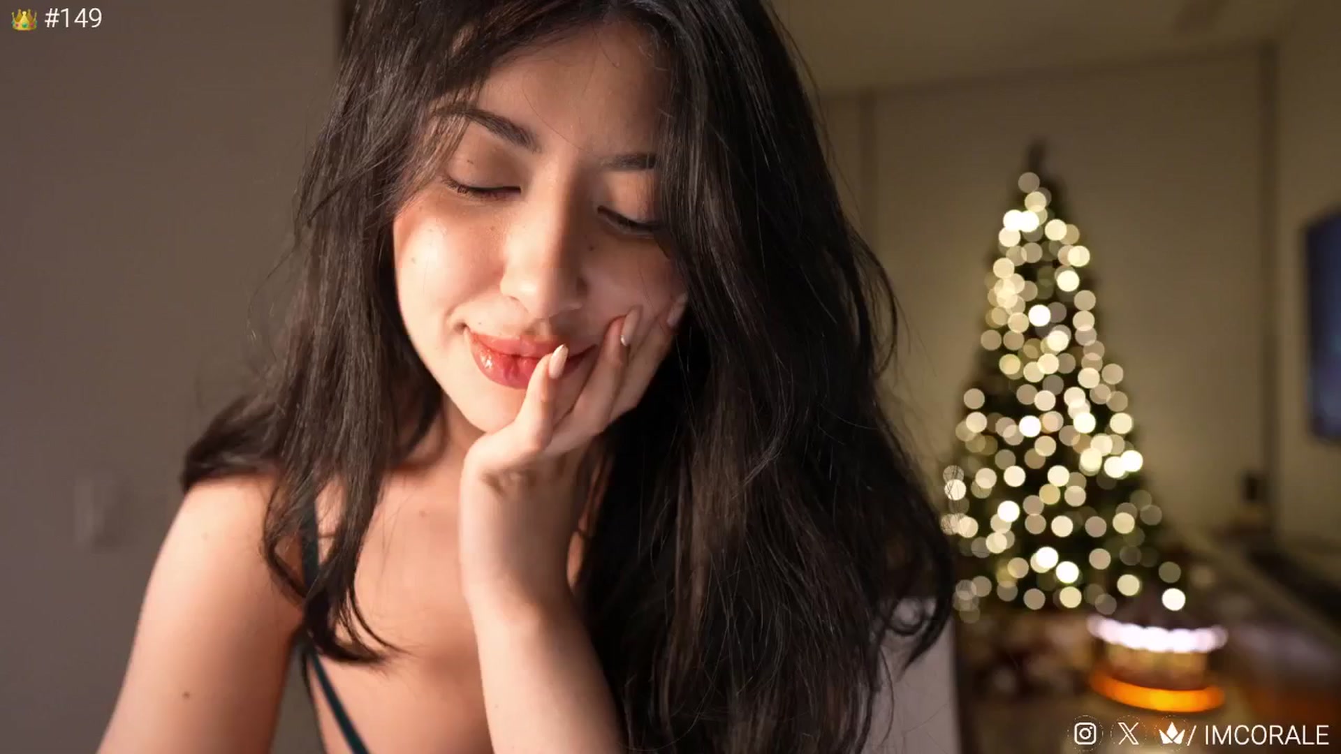 Gallery image thumbnail from Corale's myfreecams stream on, 12/24/2025, 08:01 image 10 of 20
