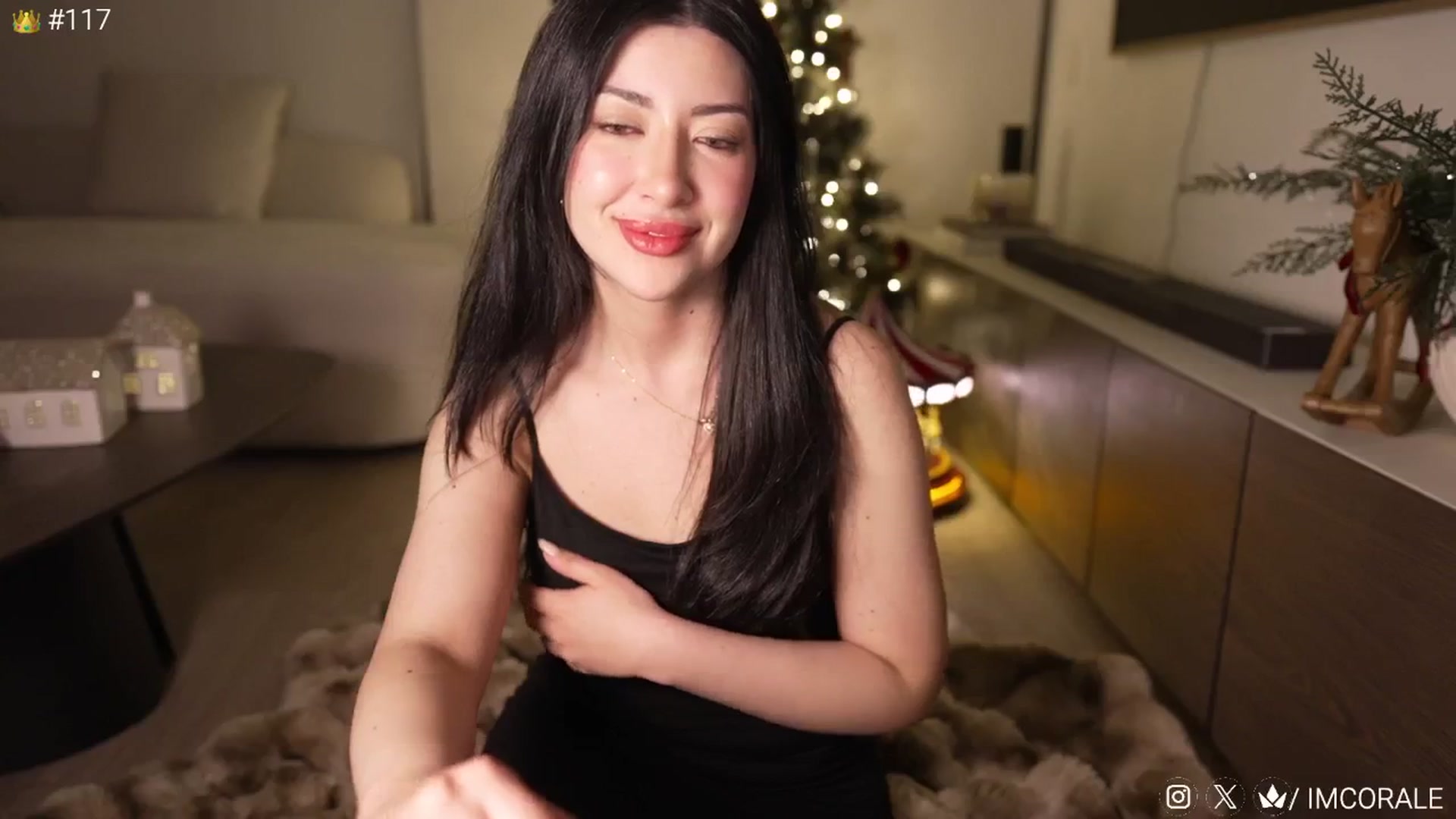 Gallery image thumbnail from Corale's myfreecams stream on, 12/29/2025, 04:19 image 17 of 20