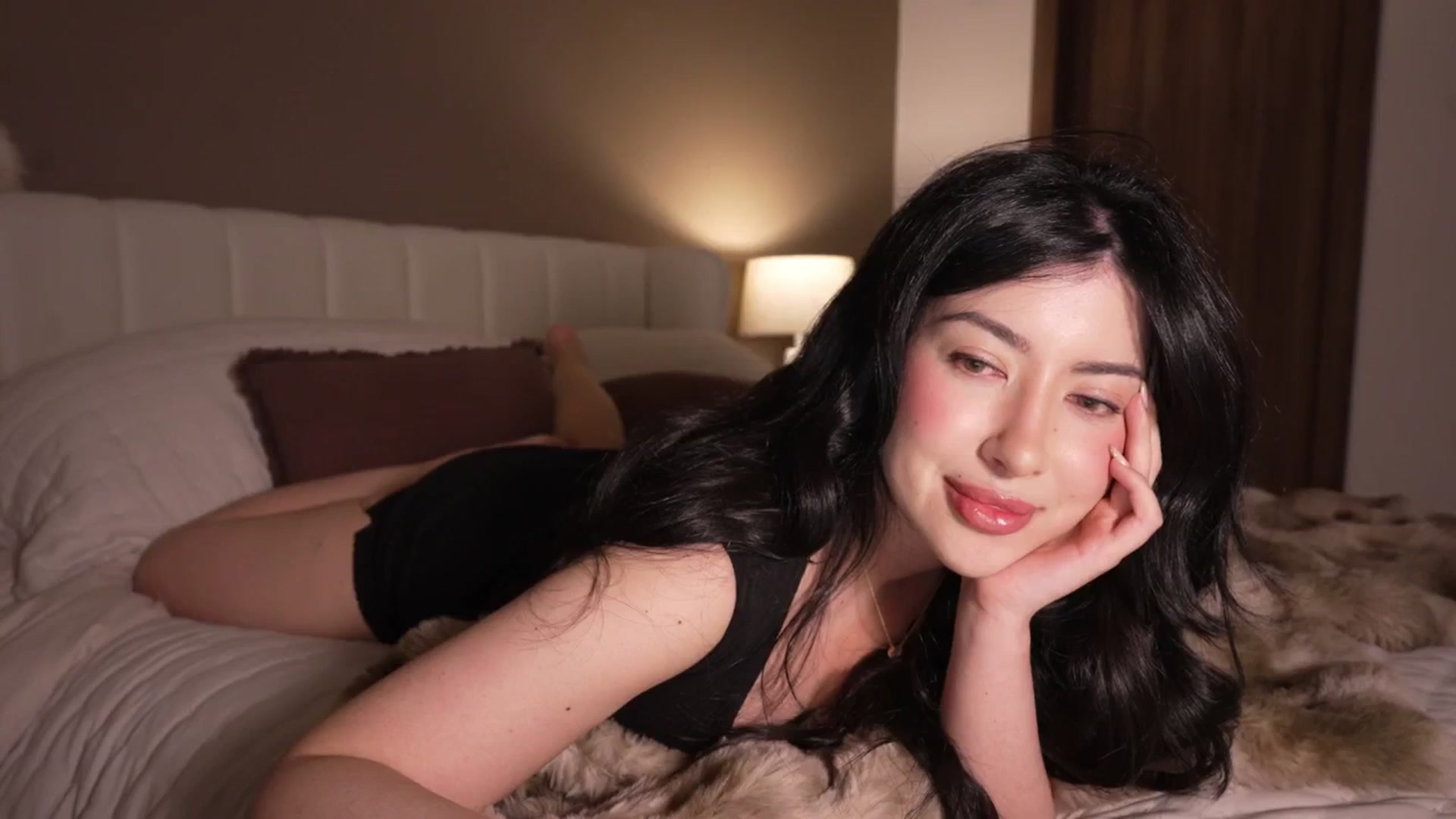 Gallery image thumbnail from Corale's myfreecams stream on, 01/04/2026, 04:57 image 2 of 20
