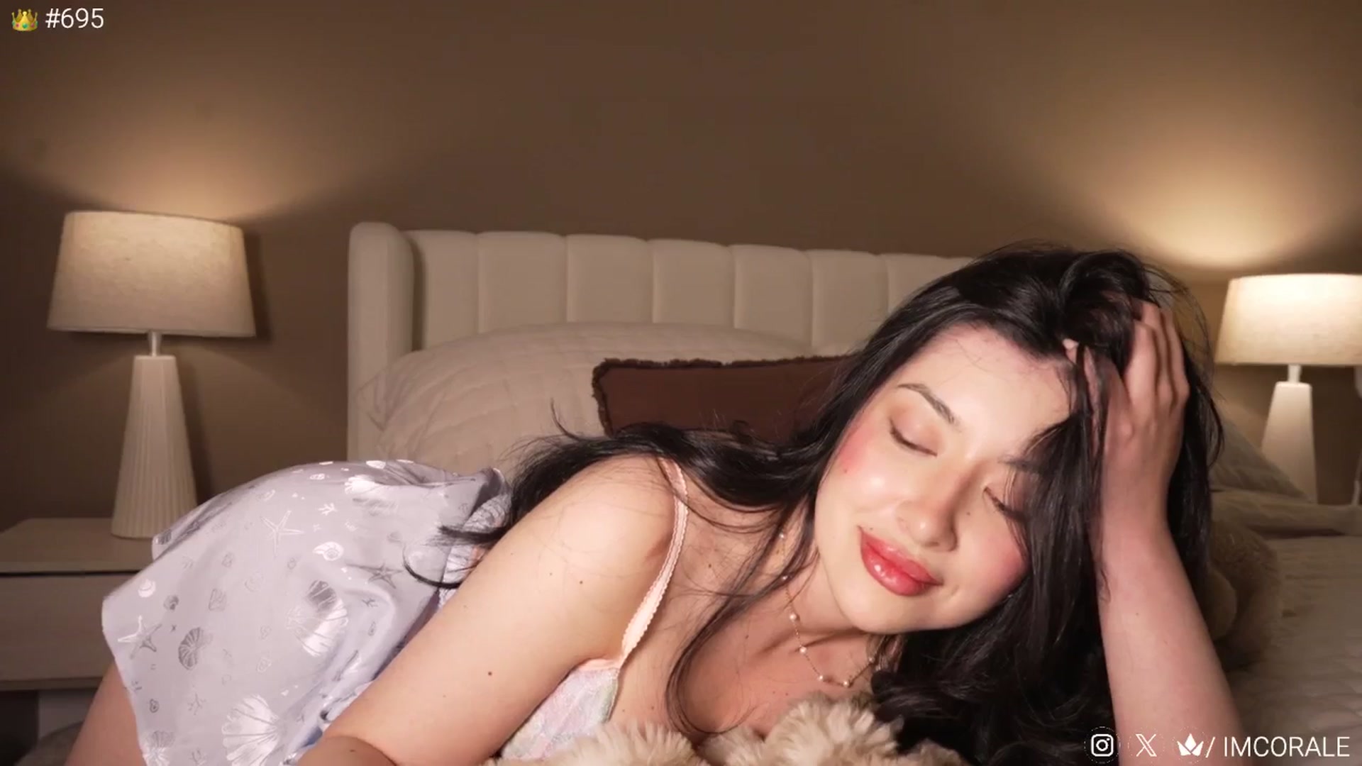 Gallery image thumbnail from Corale's myfreecams stream on, 01/08/2026, 03:44 image 15 of 20