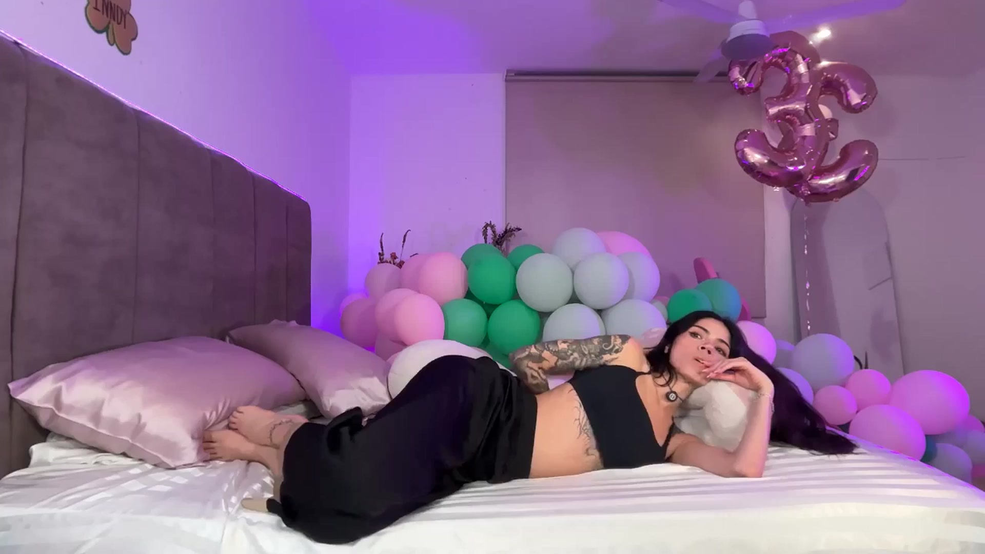 Gallery image thumbnail from Coralita's myfreecams stream on, 05/10/2026, 03:03 image 9 of 20