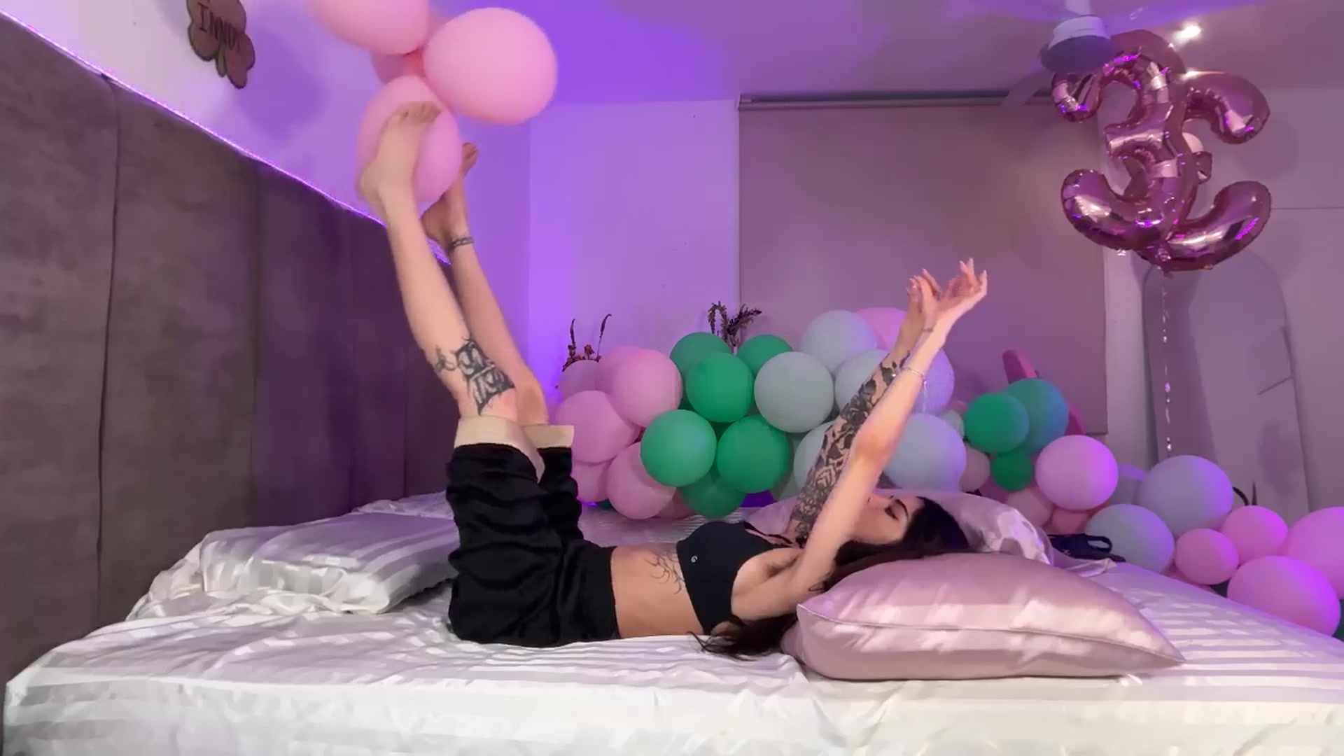 Gallery image thumbnail from Coralita's myfreecams stream on, 05/10/2026, 03:03 image 3 of 20