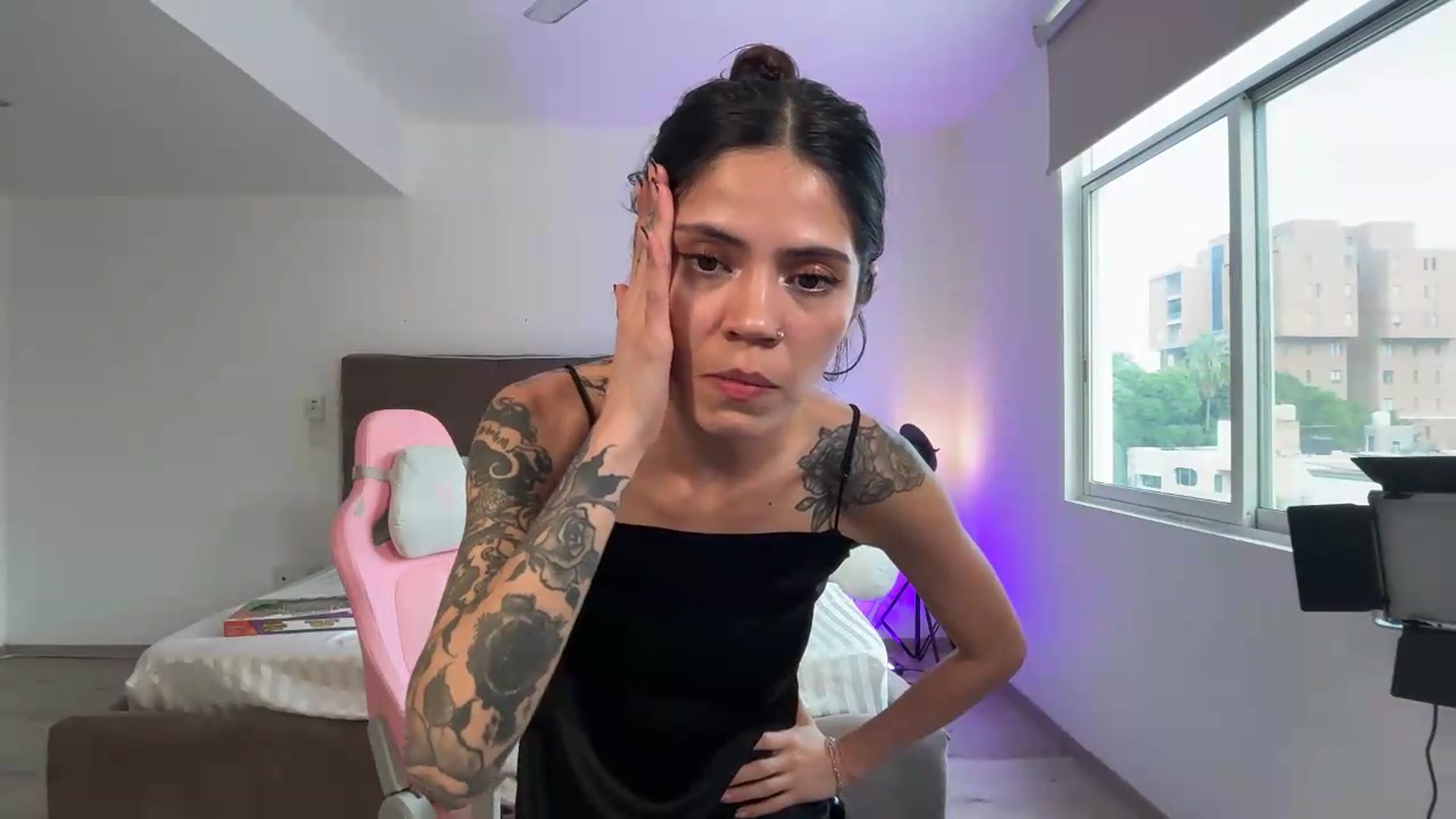 Gallery image thumbnail from Coralita's myfreecams stream on, 07/08/2026, 24:01 image 13 of 20